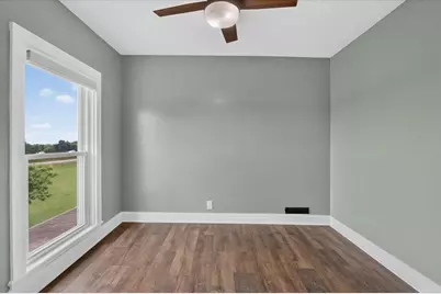 2458 S Madison Road, Beloit, WI 53511 - Photo 28
