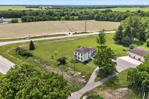2458 S Madison Rd, Beloit, WI 53511 - Photo 46