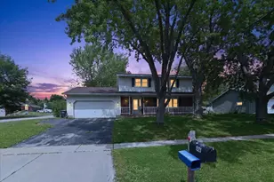 1520 Roby Rd, Stoughton, WI 53589 - Photo 2