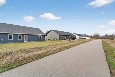 340 Lilac Lane, Stoughton, WI 53589 - Photo 26