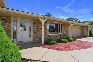6689 Highland Dr, Windsor, WI 53598 - Photo 4