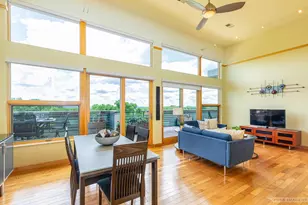 555 S Midvale Blvd, Madison, WI 53711 - Photo 2