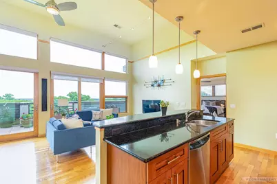 555 S Midvale Boulevard #411, Madison, WI 53711 - Photo 12