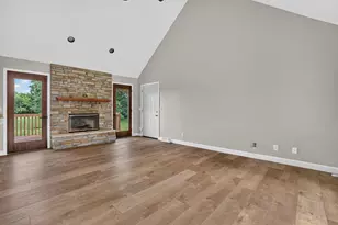 4437 S Oakley Rd, Janesville, WI 53546 - Photo 14
