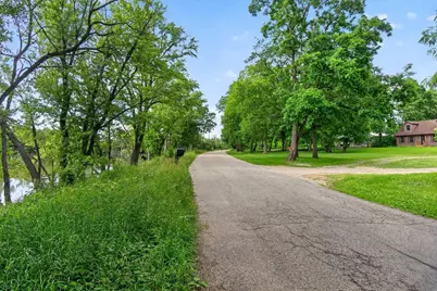 4437 S Oakley Road, Janesville, WI 53546 - Photo 32