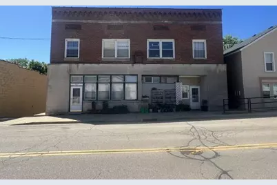 537 S Main Street, Fall River, WI 53932 - Photo 2