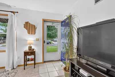 511 Johnson Avenue, Clinton, WI 53525 - Photo 6