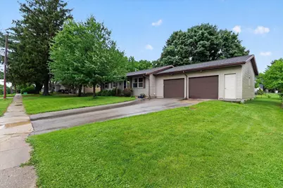 511 Johnson Avenue, Clinton, WI 53525 - Photo 2