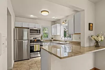 17 N Franklin Avenue, Madison, WI 53705 - Photo 12