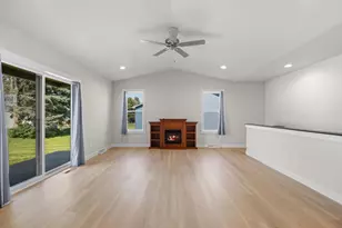 520 Village Ln, Ripon, WI 54971 - Photo 6