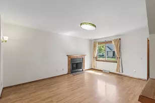 6966 Park Ridge Dr, Madison, WI 53719 - Photo 8