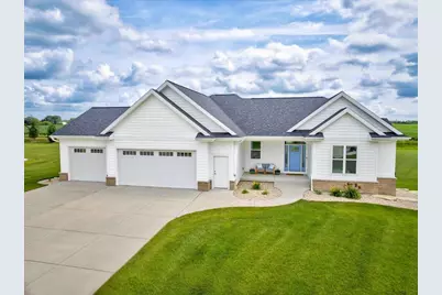 6607 Kades, Sun Prairie, WI 53590 - Photo 2