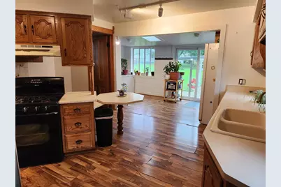 222 Garfield Avenue, Janesville, WI 53536 - Photo 14