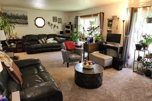 222 Garfield Ave, Janesville, WI 53536 - Photo 8