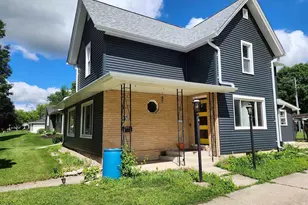222 Garfield Ave, Janesville, WI 53536 - Photo 2
