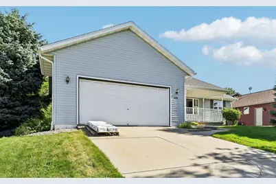 606 Garfield Avenue, Janesville, WI 53536 - Photo 2