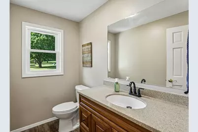 W7810 Star Court Road, Pardeeville, WI 53954 - Photo 10