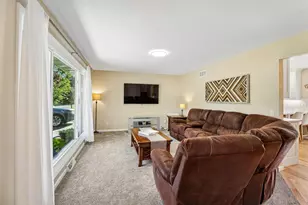 W7810 Star Court Rd, Pardeeville, WI 53954 - Photo 6