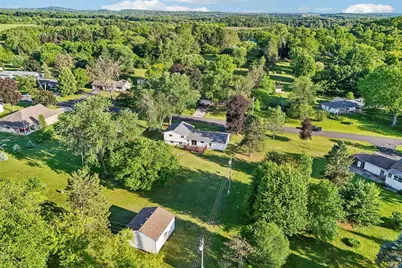 W7810 Star Court Road, Pardeeville, WI 53954 - Photo 32