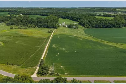 E2906 N Dutch Hollow Road, La Valle, WI 53941 - Photo 24