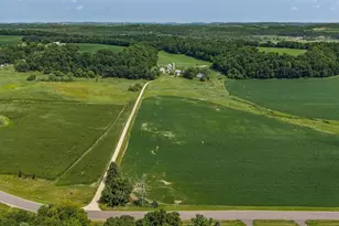 E2906 N Dutch Hollow Rd, La Valle, WI 53941 - Photo 24