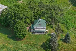 E2906 N Dutch Hollow Rd, La Valle, WI 53941 - Photo 10