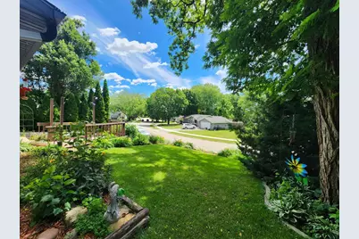 400 Woodcrest Lane, Milton, WI 53563 - Photo 4