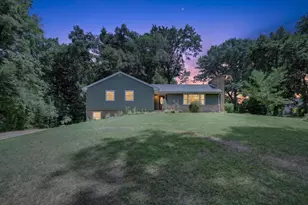2547 S Florence Dr, Beloit, WI 53511 - Photo 8