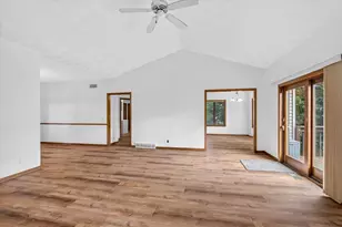 720 Waveland Rd, Janesville, WI 53548 - Photo 14