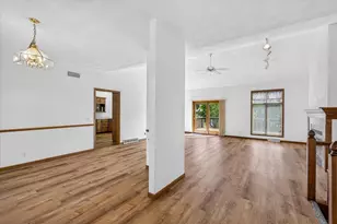 720 Waveland Rd, Janesville, WI 53548 - Photo 4