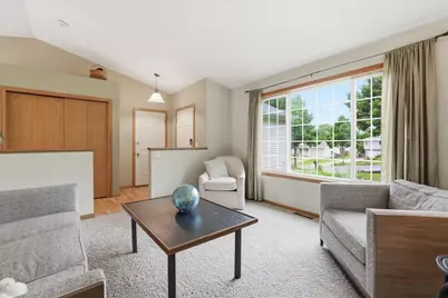 9 Ward Court, Madison, WI 53713 - Photo 4