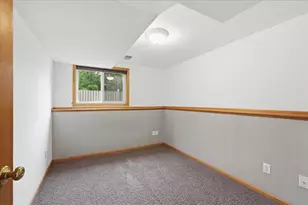 9 Ward Ct, Madison, WI 53713 - Photo 28