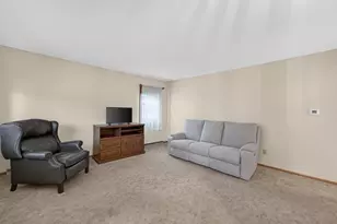 109 Edward St, Verona, WI 53593 - Photo 4