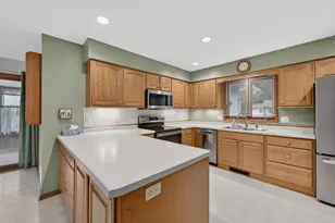 109 Edward St, Verona, WI 53593 - Photo 6