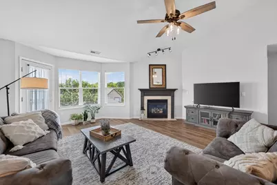 3130 Dorchester Way #5, Madison, WI 53719 - Photo 2