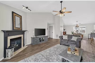 3130 Dorchester Way #5, Madison, WI 53719 - Photo 4