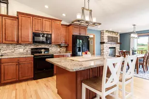 4468 Deer Point Dr, Janesville, WI 53546 - Photo 16