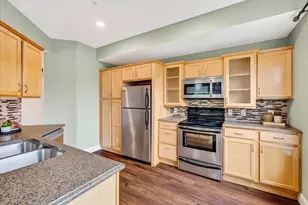 8258 Starr Grass Dr, Madison, WI 53719 - Photo 6