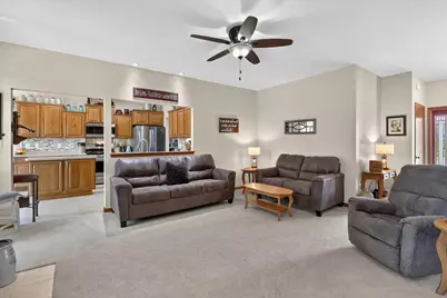 1502 N Tamarack Street #18, Delavan, WI 53515 - Photo 6