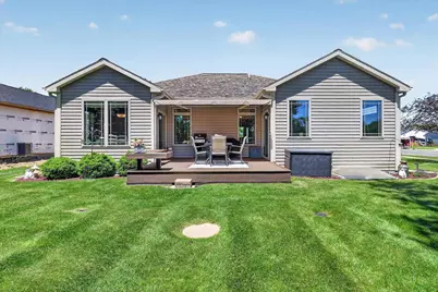 1502 N Tamarack Street #18, Delavan, WI 53515 - Photo 34