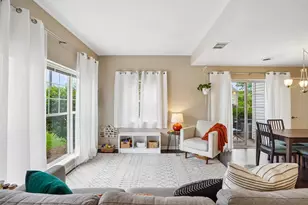 2941 Holborn Cir, Madison, WI 53718 - Photo 4