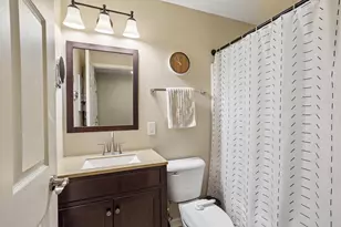 2941 Holborn Cir, Madison, WI 53718 - Photo 22