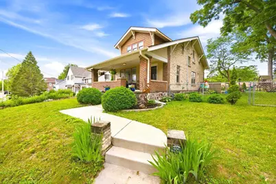 606 Doty Street, Edgerton, WI 53534 - Photo 2