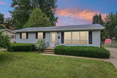 809 West Street, Stoughton, WI 53589 - Photo 1