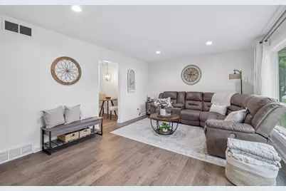 809 West Street, Stoughton, WI 53589 - Photo 6