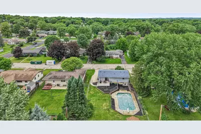 809 West Street, Stoughton, WI 53589 - Photo 4