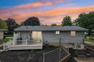 809 West St, Stoughton, WI 53589 - Photo 40