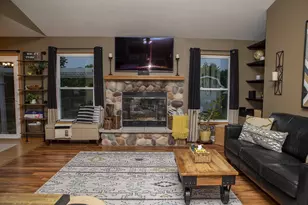 225 Pioneer Dr, Johnson Creek, WI 53038 - Photo 4