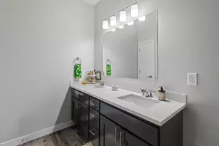 1601 N Windsor Ave, Cottage Grove, WI 53527 - Photo 14