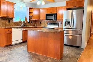 338 South St, DeForest, WI 53532 - Photo 6